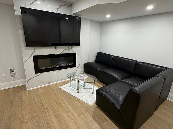 4th image of 4 Stellarton Cres #Basement
