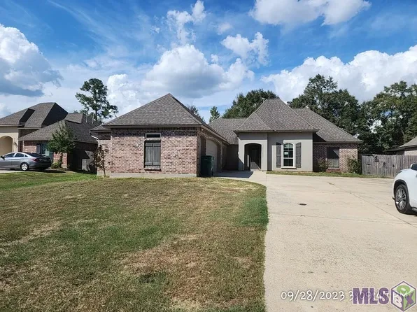 12623 Three Lakes Dr, Walker, LA 70785