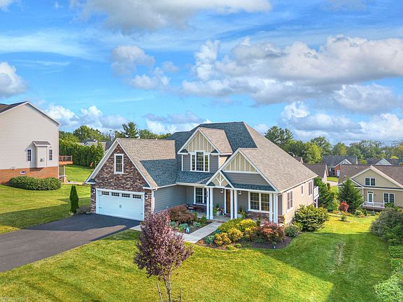 2nd image of 608 Willard Dr