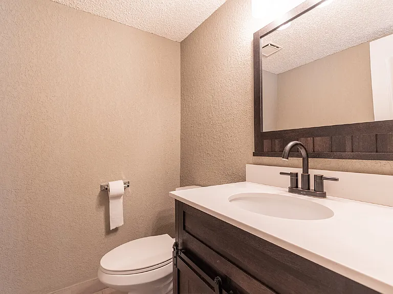 5702 Sunrise Laurel — Photo 12