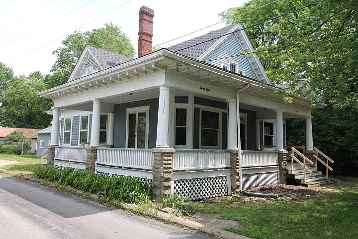 1st image of 40 New England Ave