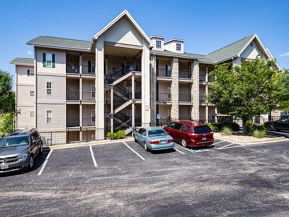5th image of 310 S Wildwood Dr #7-4