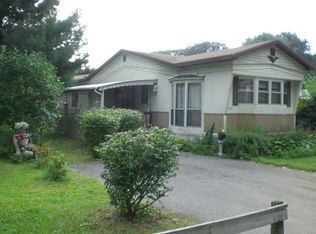 84 Parkway Trailer Ct, Pomona, NY 10970