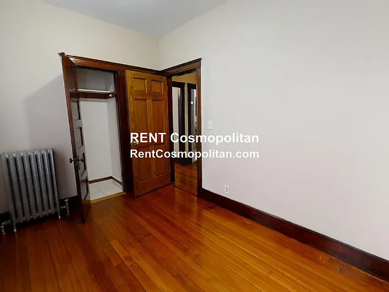 33 Bellingham St #2 — Photo 1