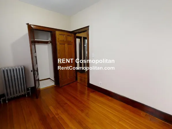 33 Bellingham St #2, Chelsea, MA 02150