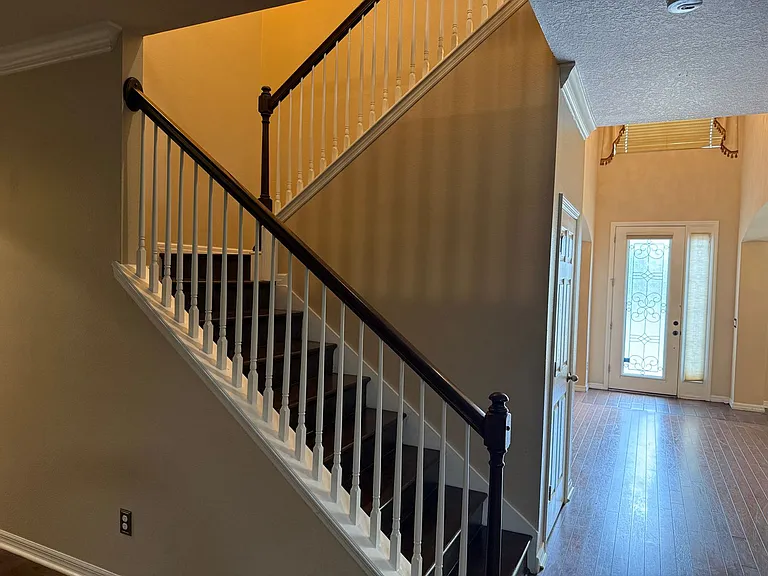 2478 Linkwood Ave — Photo 17