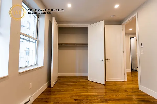 Rented by Your Vanity Realty | media 15