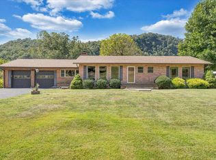 2015 Evergreen Rd, Covington, VA 24426