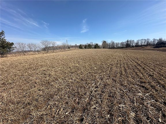3rd image of W7047 Rydberg Road