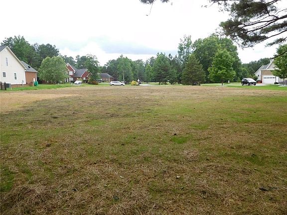 4th image of 17 Ivy Chase Way NW Lot 4