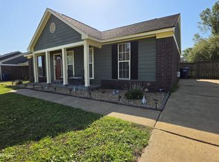 4215 Highgate Dr, Horn Lake, MS 38637