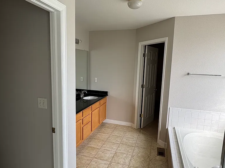 2972 Shale Ct — Photo 8