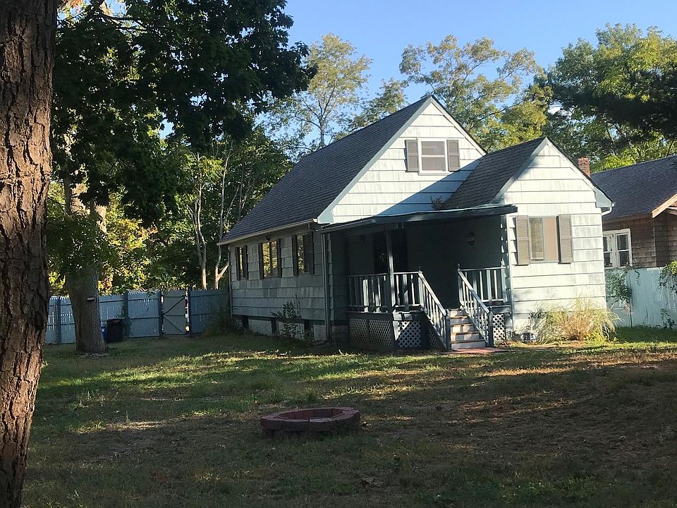 1st image of 79 Lake Ave