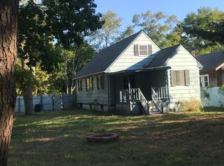 79 Lake Ave, Riverhead, NY 11901