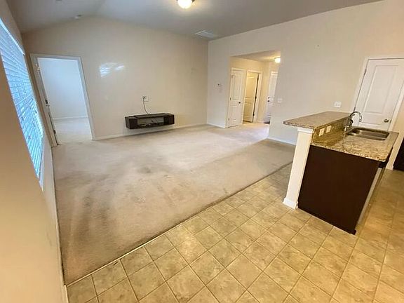 2nd image of 847 Dovefield Ln