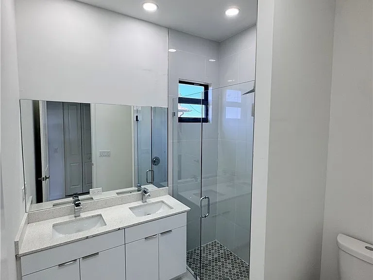 4206 NW 32nd Ln — Photo 24
