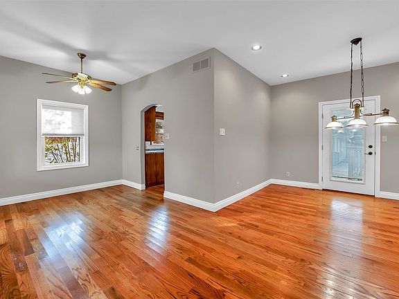5th image of 31021 Greater Mack Ave