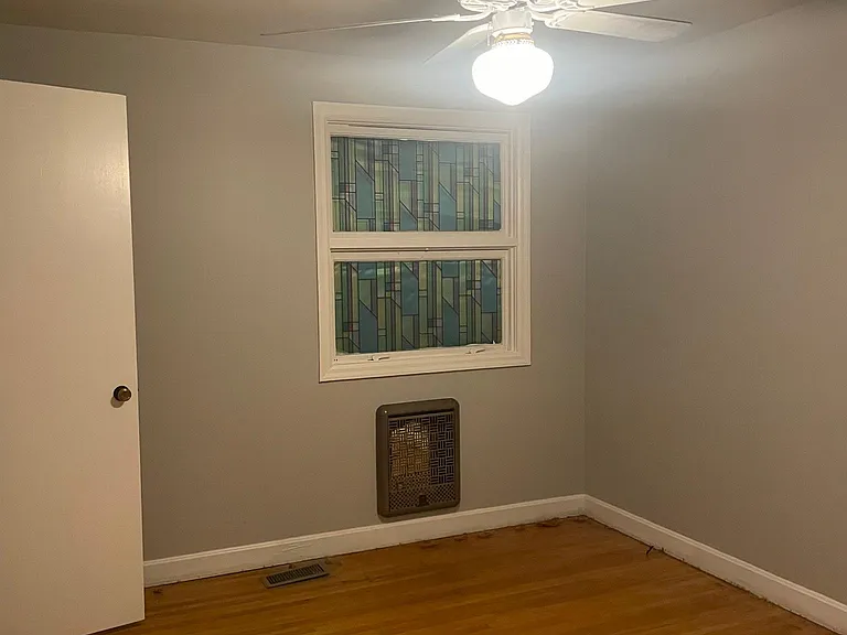 214 W Meadow Dr — Photo 5