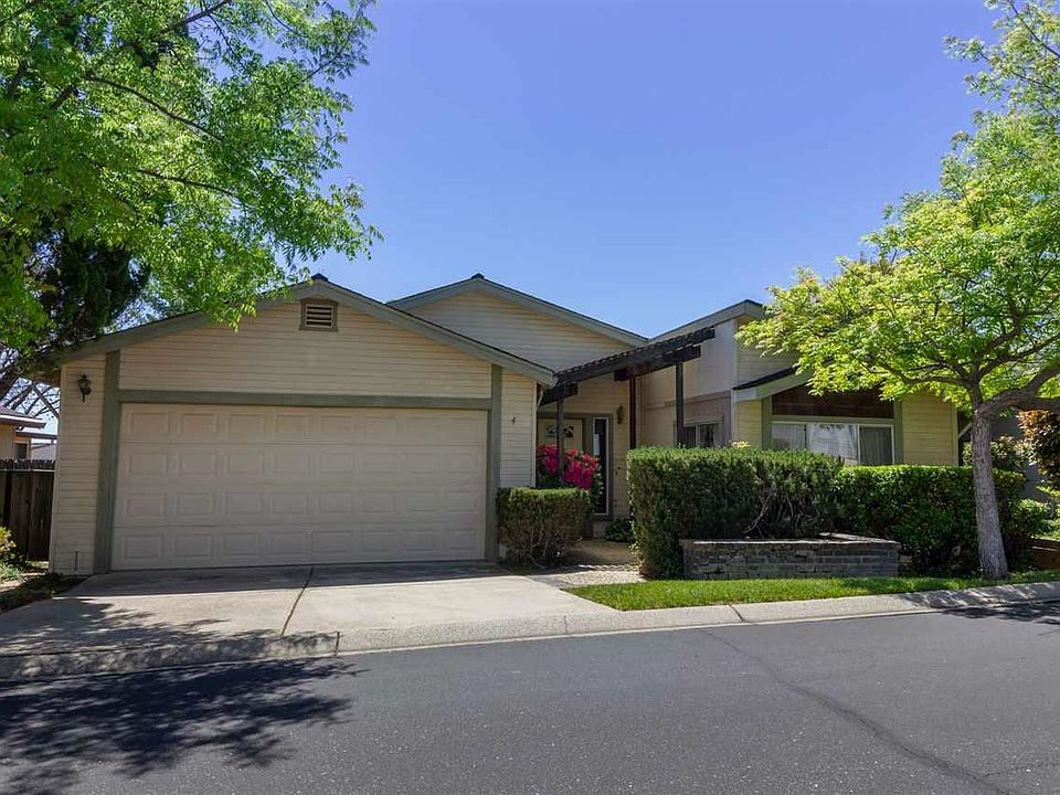 1st image of 12720 Robinia Cir Space 4