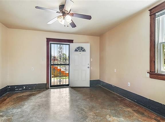 4th image of 4300 Orleans Ave