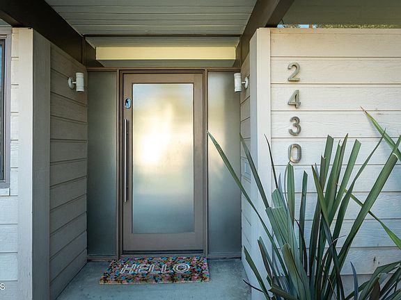 4th image of 2430 Bywood Dr
