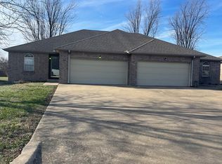 210 Ravenwood Blvd APT A, Siloam Springs, AR 72761