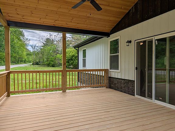 3rd image of 2765 Bobo Rd
