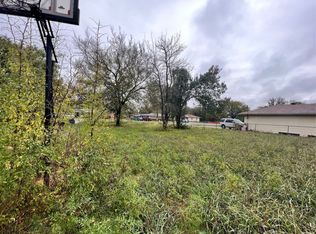 1627 Old Denton Rd, Gainesville, TX 76240