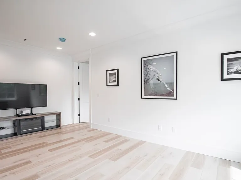 The Lofts at Maple & Main — Photo 24
