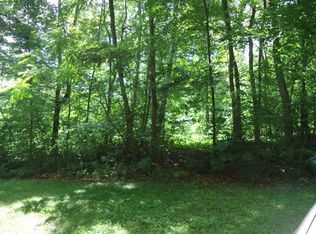 39 Evanson Rd, Hinesburg, VT 05461