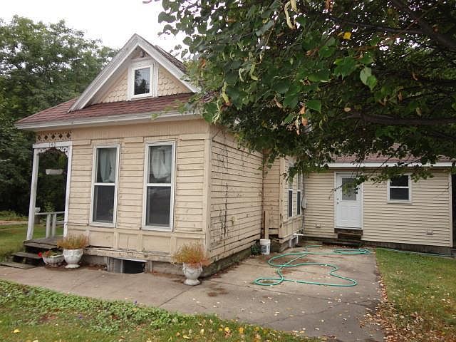 140 South Water Street, Platteville, WI 53818 | Zillow