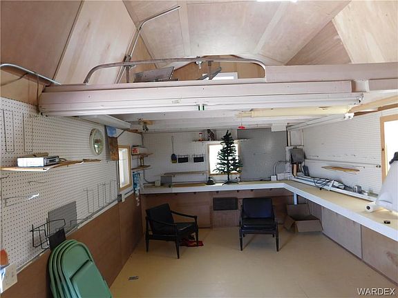 3rd image of 1760 W Hoover Owner May Carry Loan Dr