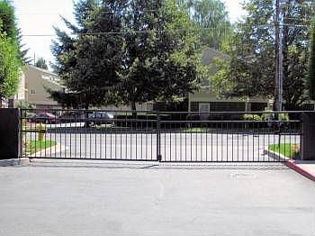 4th image of 5509 NE 86th Ave