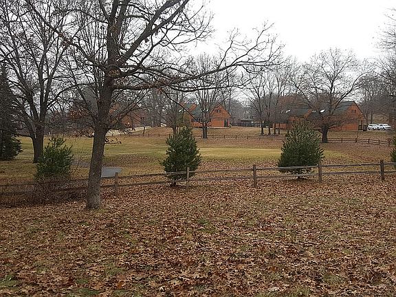 6th fairway putting green