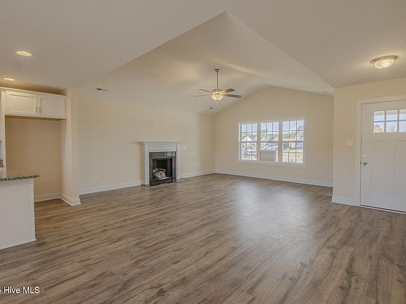 5th image of 140 Sanctuary Street
