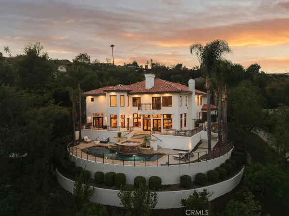 1805 Holly Tree Ln, Santa Ana, CA 92705