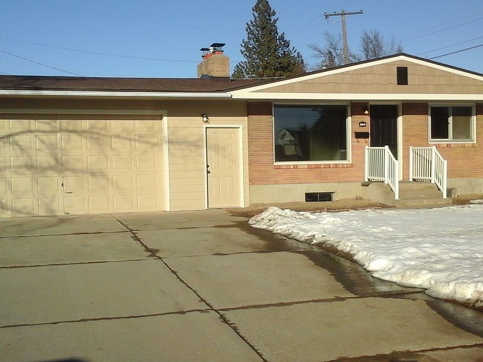 1st image of 3304 W Bismark Ave