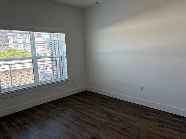6444 Burnet Rd #201 — Photo 12