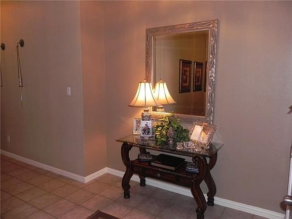 3rd image of 6012 Holly Crest Ln