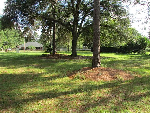 4th image of 1021 Cathy Tripp Ln N