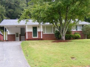 909 Stoneleigh Rd, Dalton, GA 30720