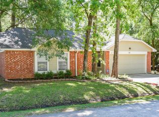 45 E Lance Leaf Rd, Spring, TX 77381