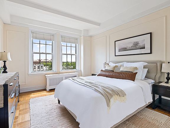 4th image of 90 8th Ave APT 6E