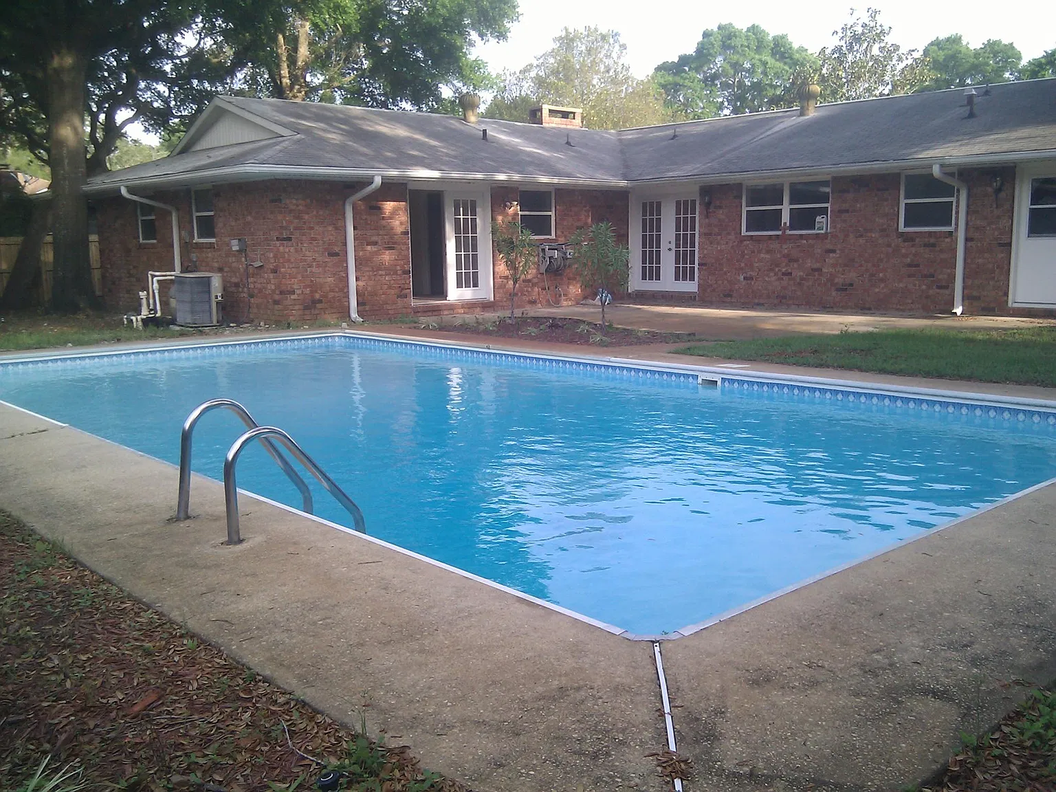 4 bed, 2.5 bath, 1972 sqft, $3,000 — Photo 2