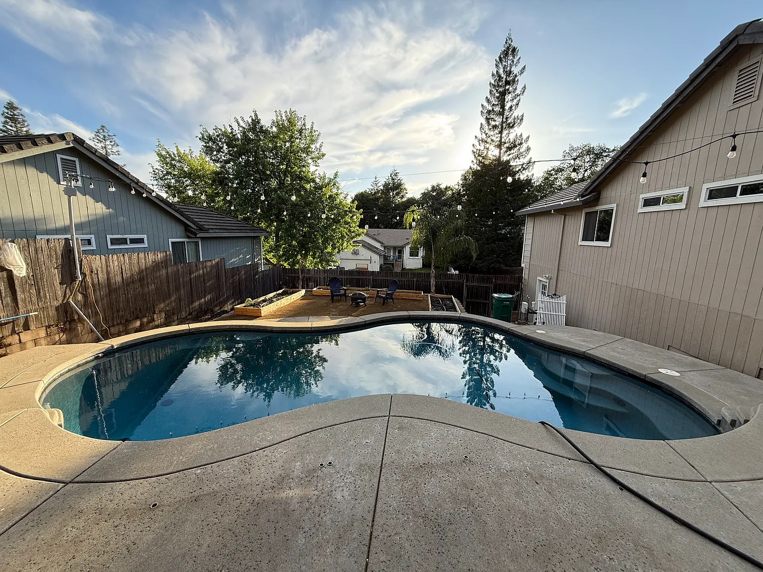 3 bed, 1700 sqft, $3,300 — Photo 2