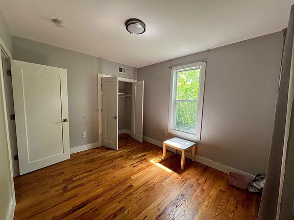 3rd image of 19 Jewett Ave #39P