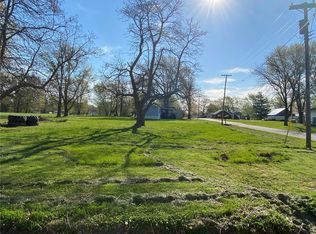 409 Short St, Center, MO 63436