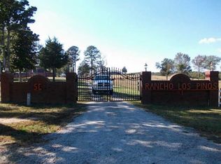 1303 Stinchcomb Rd, Elberton, GA 30635