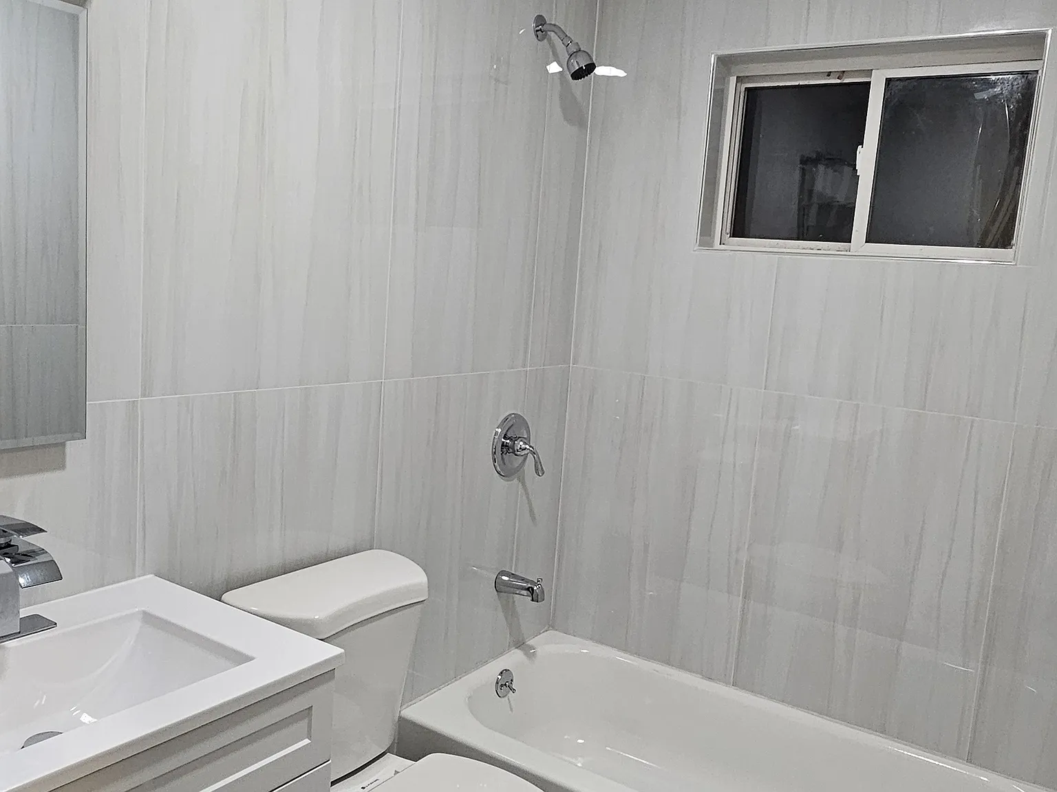 941 Willowbrook Rd — Photo 3