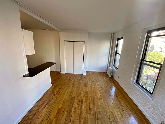 3rd image of 436 W Broadway #10